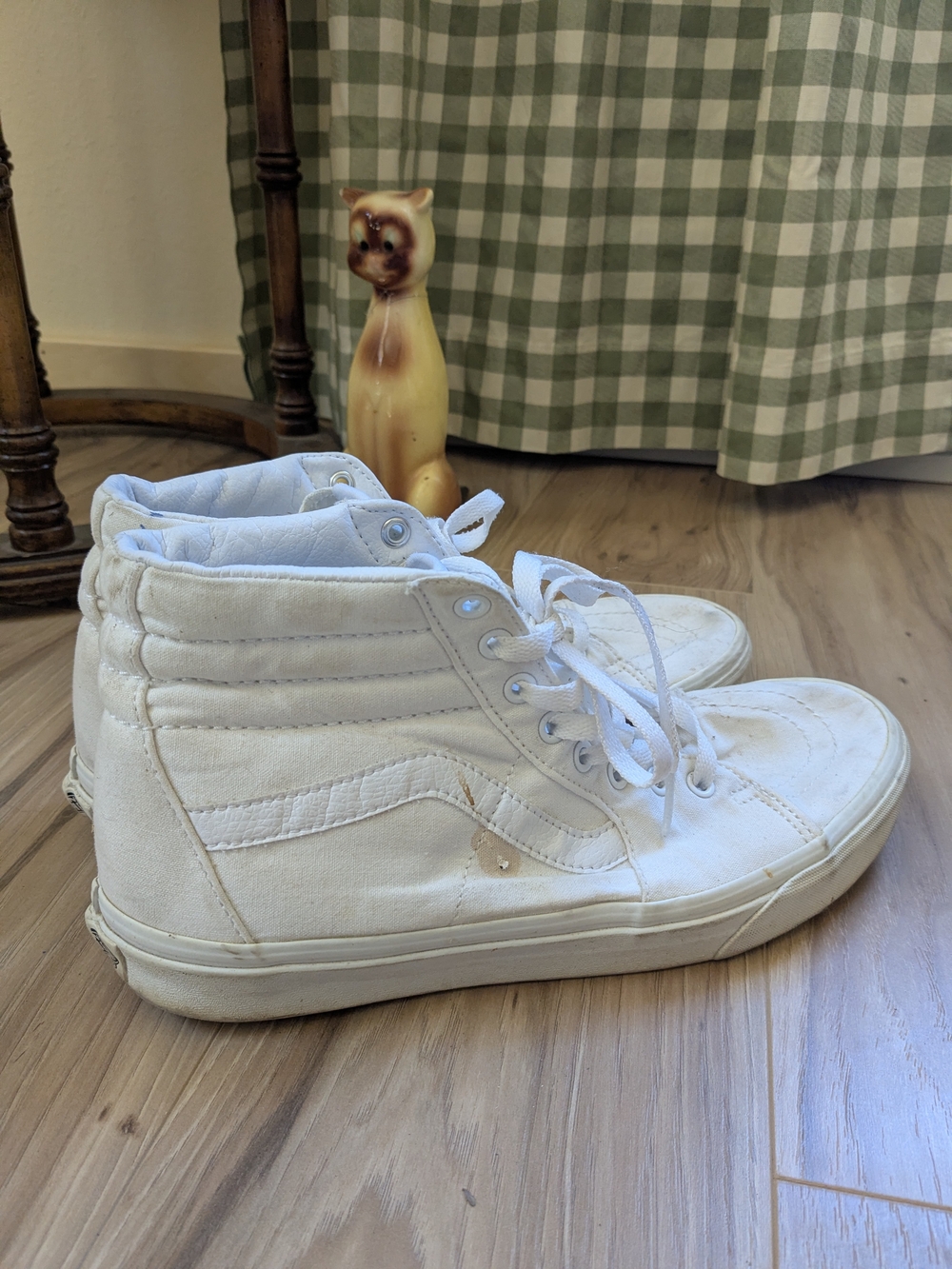 Vans White High-Tops 💫 - Picture 4 of 9